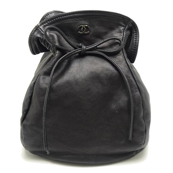 Chanel Drawstring Bag Handbag Lambskin Black - Picture 2 of 8
